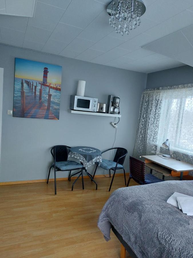 Twin Room With Shared Bathroom Njarthvik Exterior foto